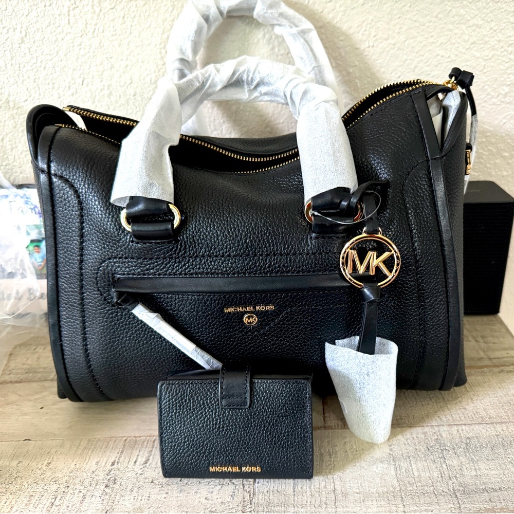 Michael Kors crossbody and wallet